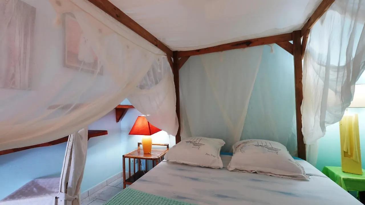 Grand Kaz'Amour - 3 Etoiles Bouillante
